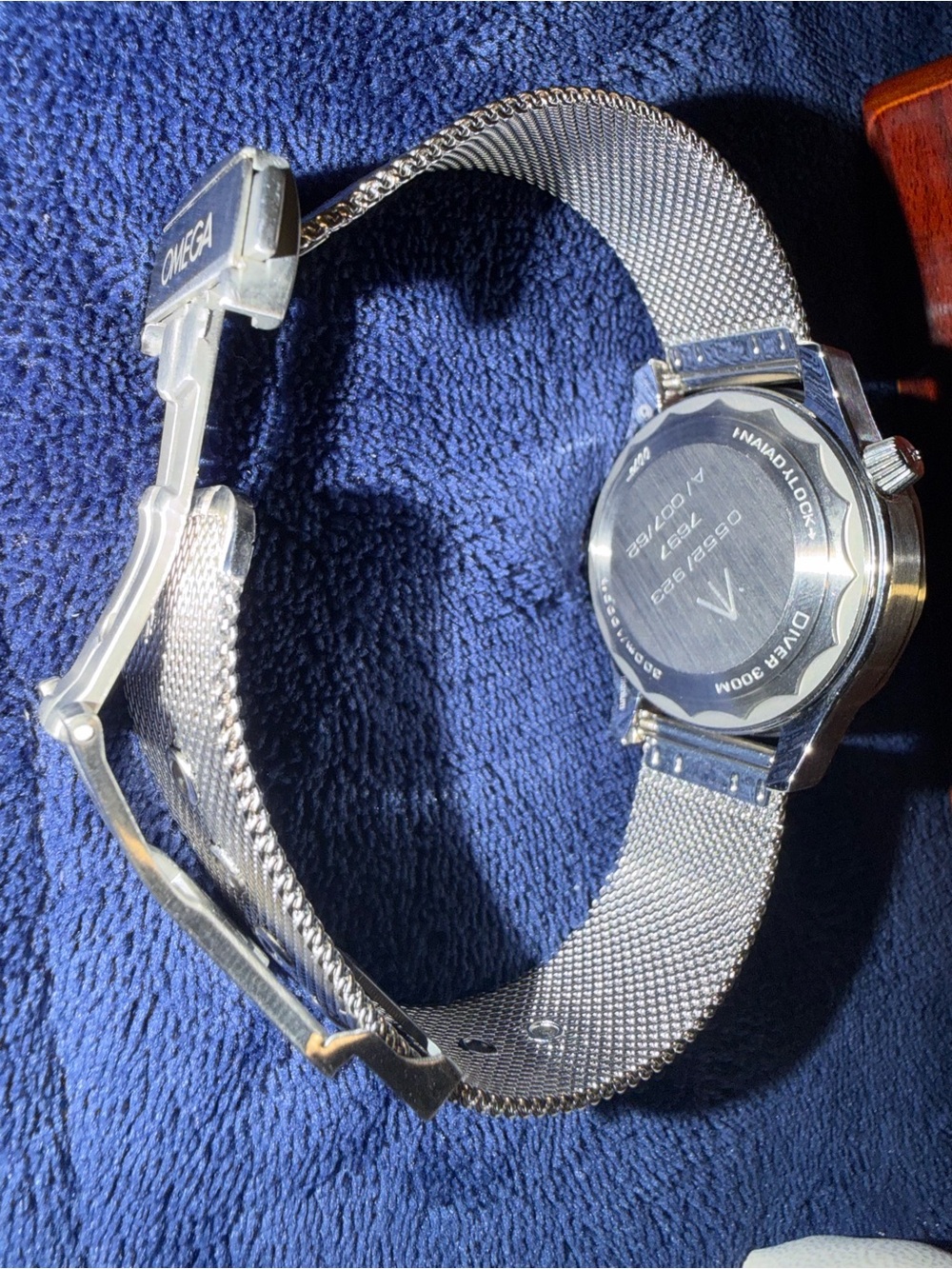 Omega Silver Sleek Amazing 007 look for that special occasion…. - Picture 2 of 7